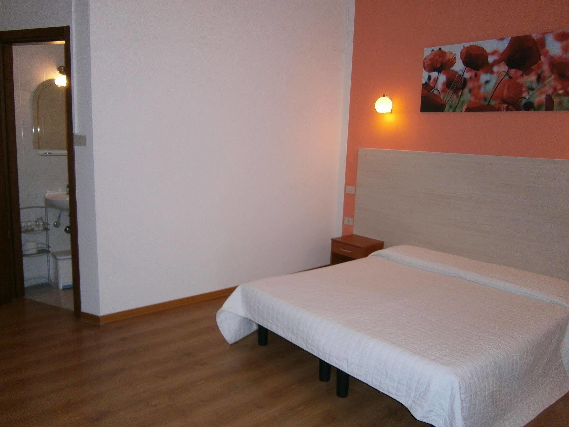 Hotel Alabarda Trieste Exterior photo